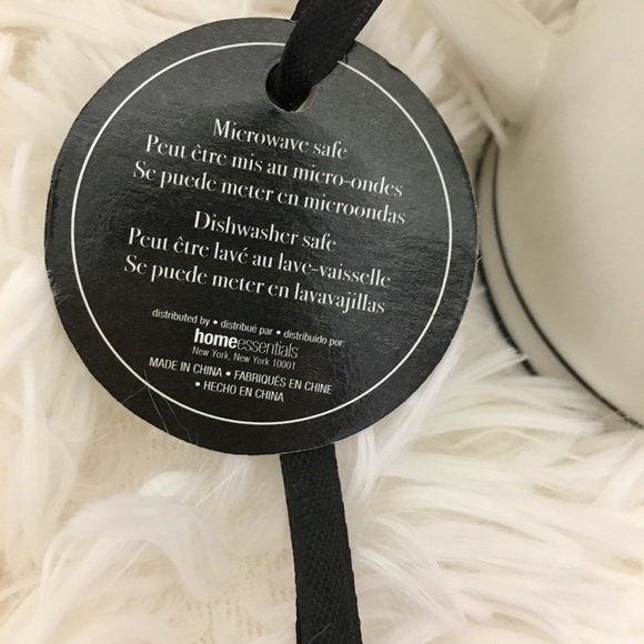 Home Essentials His and Her Mugs - Picture 5 of 5